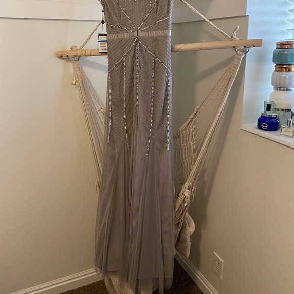 Adriana Papell beaded evening gown in platinum grey - formal dress New With Tags - Picture 3 of 8